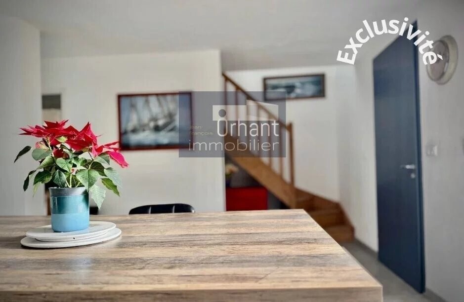 Photo 10 : Maison 2021 - Vue eau - 5 pièces 111 m² - Arzal Barrage –  450 m de l’eau 3 chambres et 3 salles d'eau – Terrasse 69 m² - Garage 43 m²