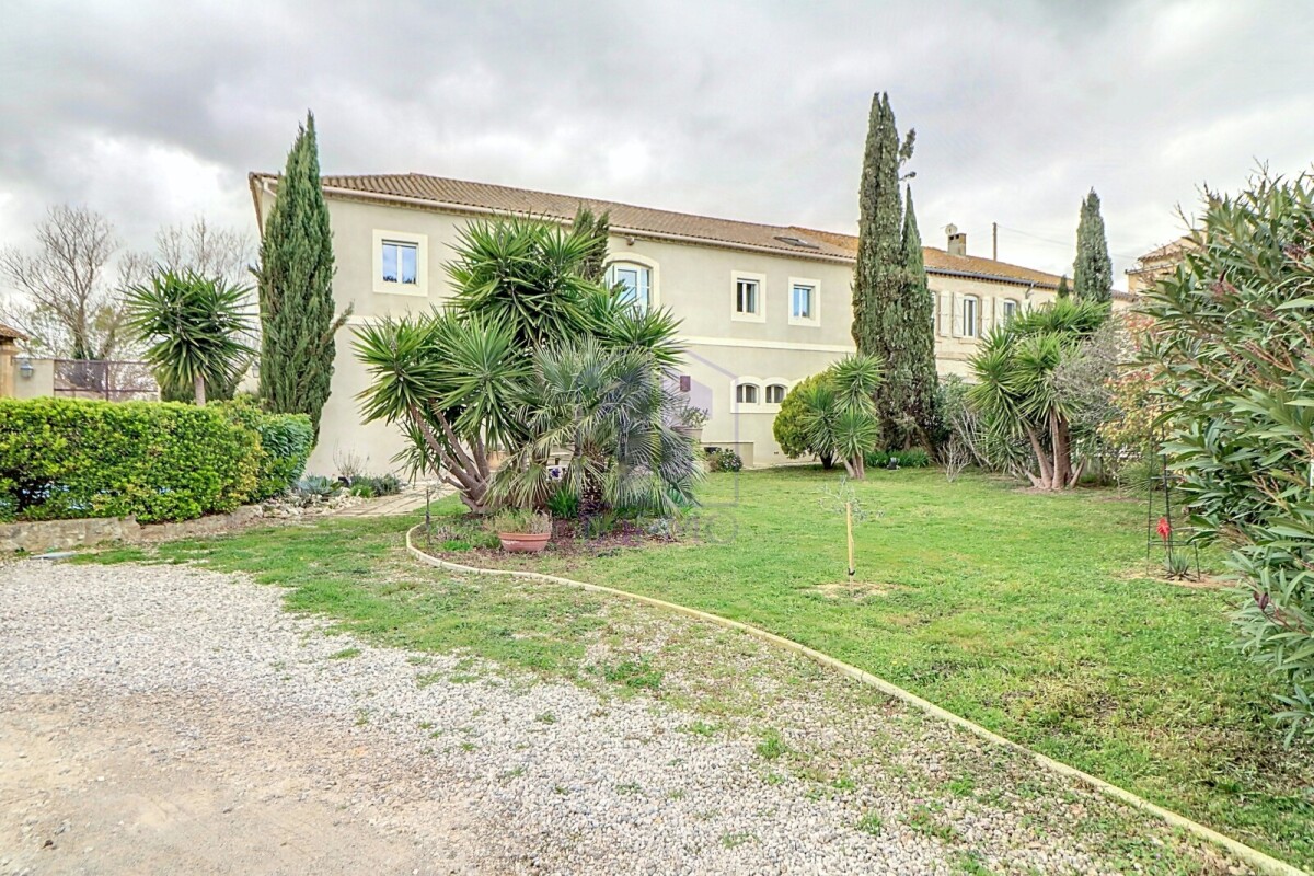Photo 1 : Maison - Moussan - 308m²