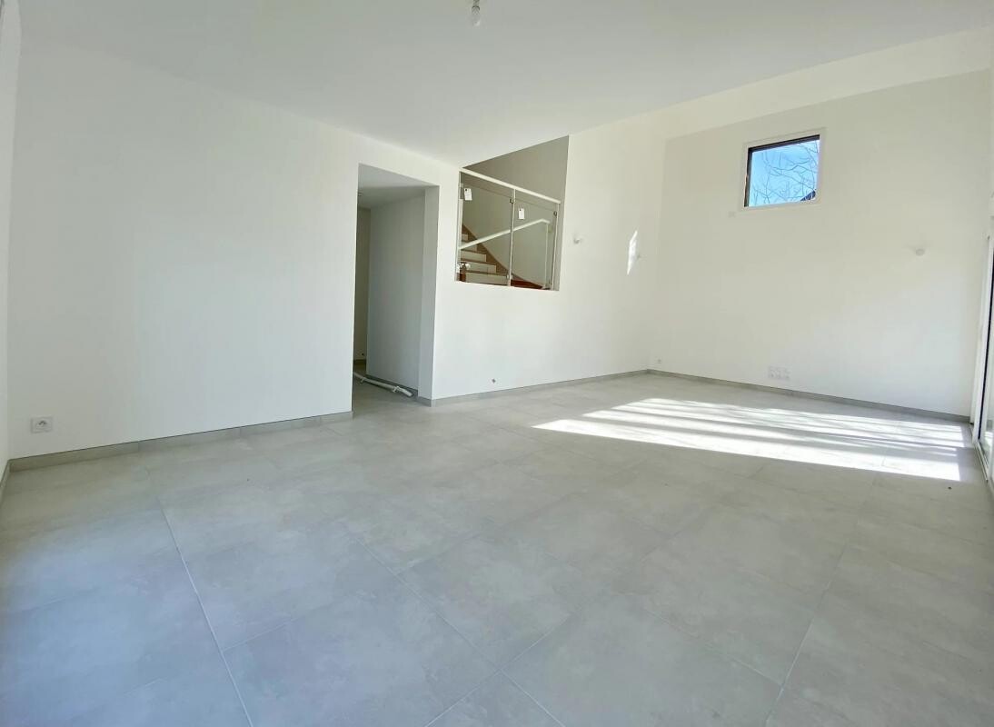 Photo 6 : 400 m de l'eau - Maion neuve achevée 126 m² habitables 2 suites - garage - jardin clos