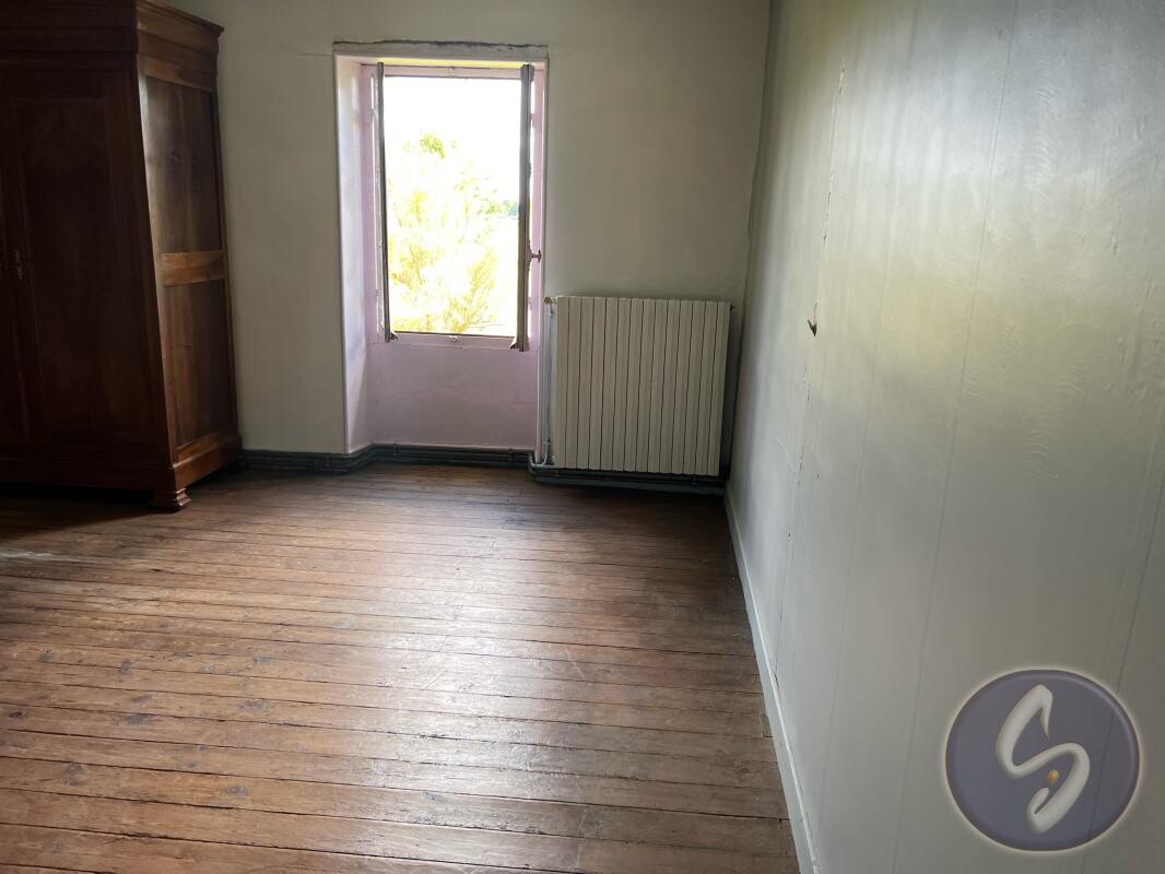 Photo 24 : ANCIENNE FERME 3 MINUTES ST MAIXENT OU ENSOA