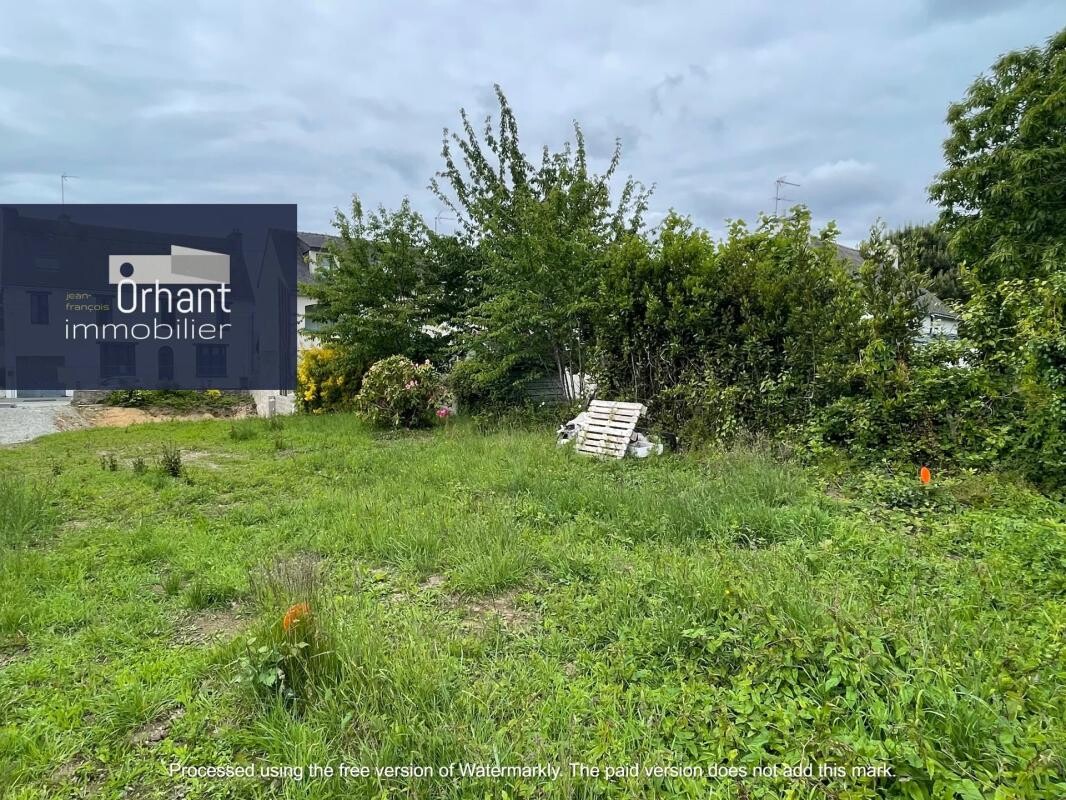 Photo 1 : Terrain constructible libre de constructeur 345 m² – 1,8 km du Port de Vannes