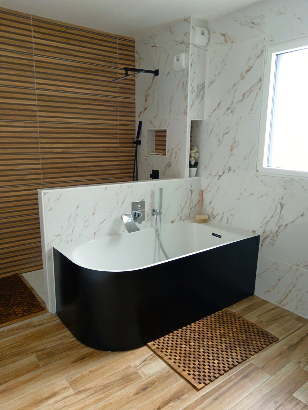 Photo 3 : Maison contemporaine de plain-pied – 113 m² – Ploudaniel