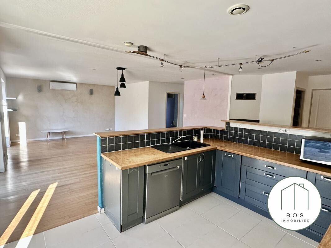 Photo 7 : Villa avec jardin et garage