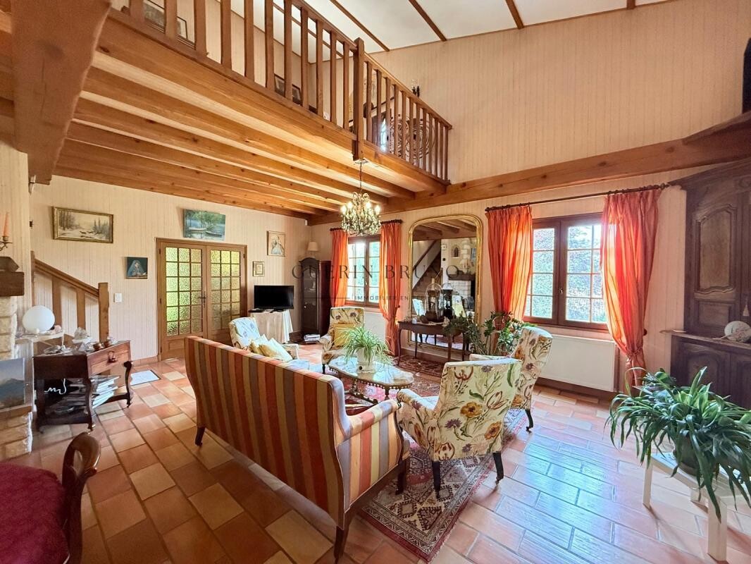 Photo 3 : Maison de qualité T6, 220m2, secteur Lembras