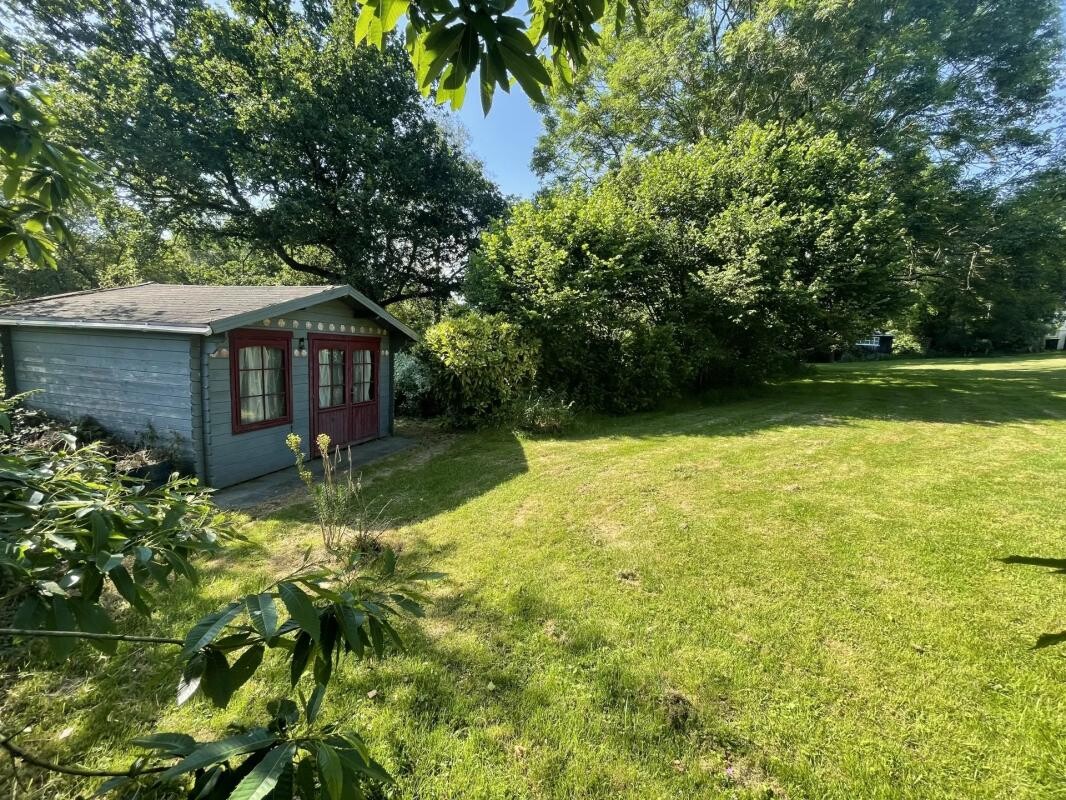 Photo 16 : Propriété avec Longère 193 m² - Piscine chauffée - dépendances Terrain 4772 m² sans vis-à-vis – Entre Elven et Sérent
