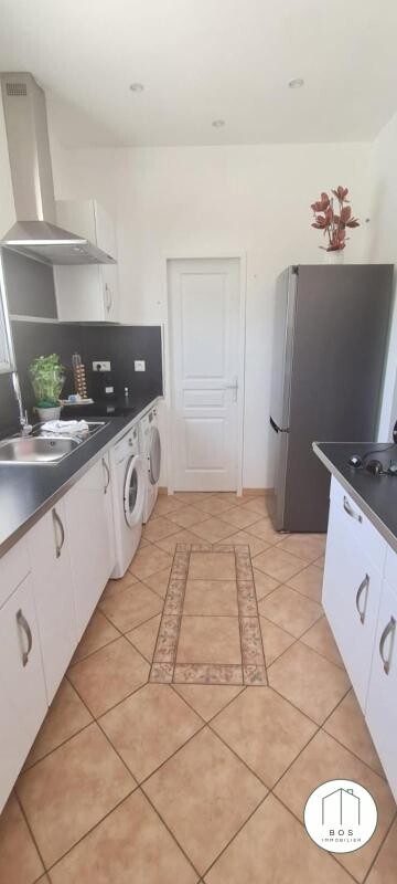 Photo 15 : Spacieuse villa avec piscine