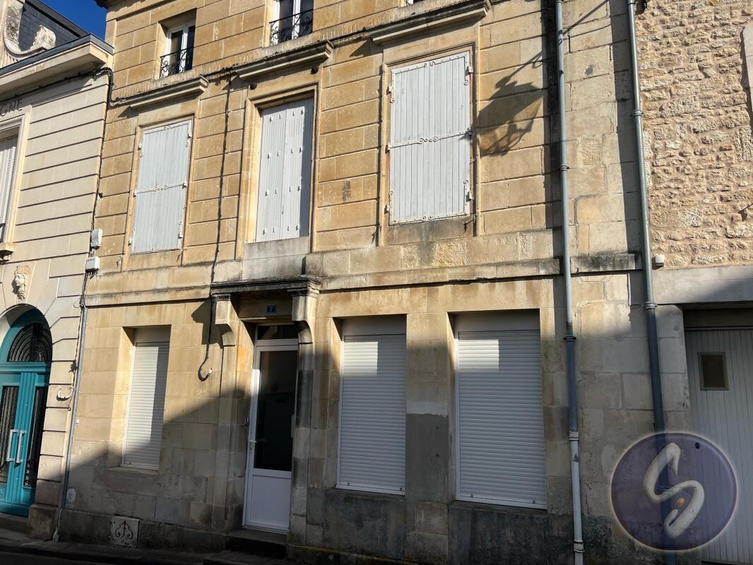 Photo 1 : Maison ancienne de caractère avec courette, sans vis-à-vis -