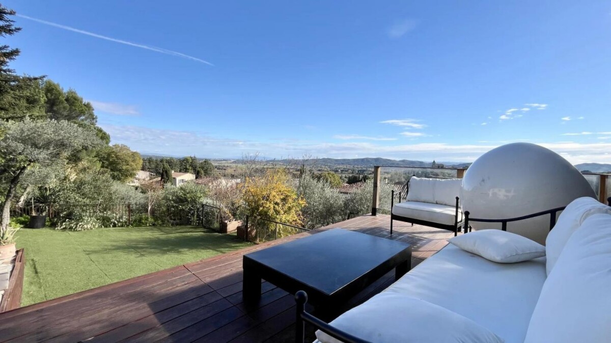 Photo 3 : Villa de standing avec vue à Rochefort du Gard
