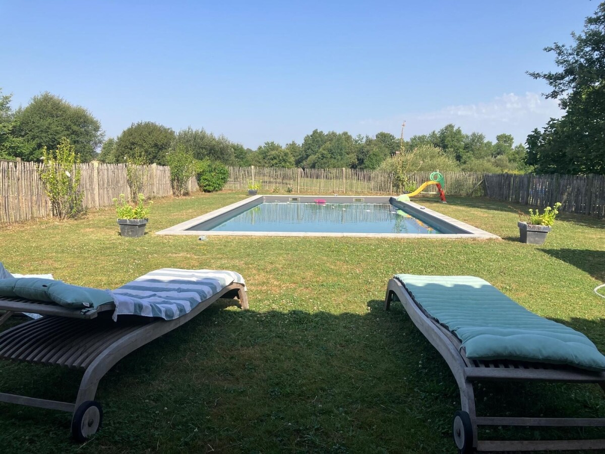 Photo 1 : Maison Bordeaux rive droite, 193m² sur 1,9 ha de terrain