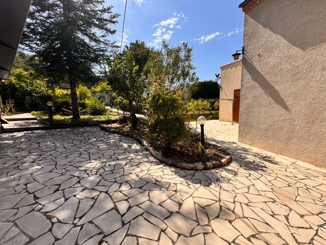 Photo 2 : Villa 3 pièces 90 m2 sur terrain de 3089 m2 - Blausasc