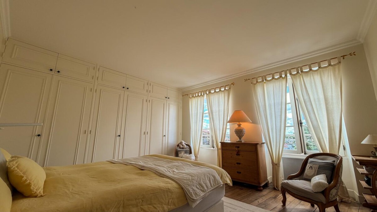 Photo 13 : Ancien presbytère avec vue panoramique exceptionnelle à Poit