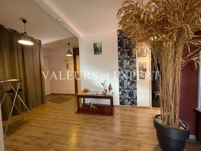 Photo 4 : TB Appartement T3, 85m², cave, parking privatif.