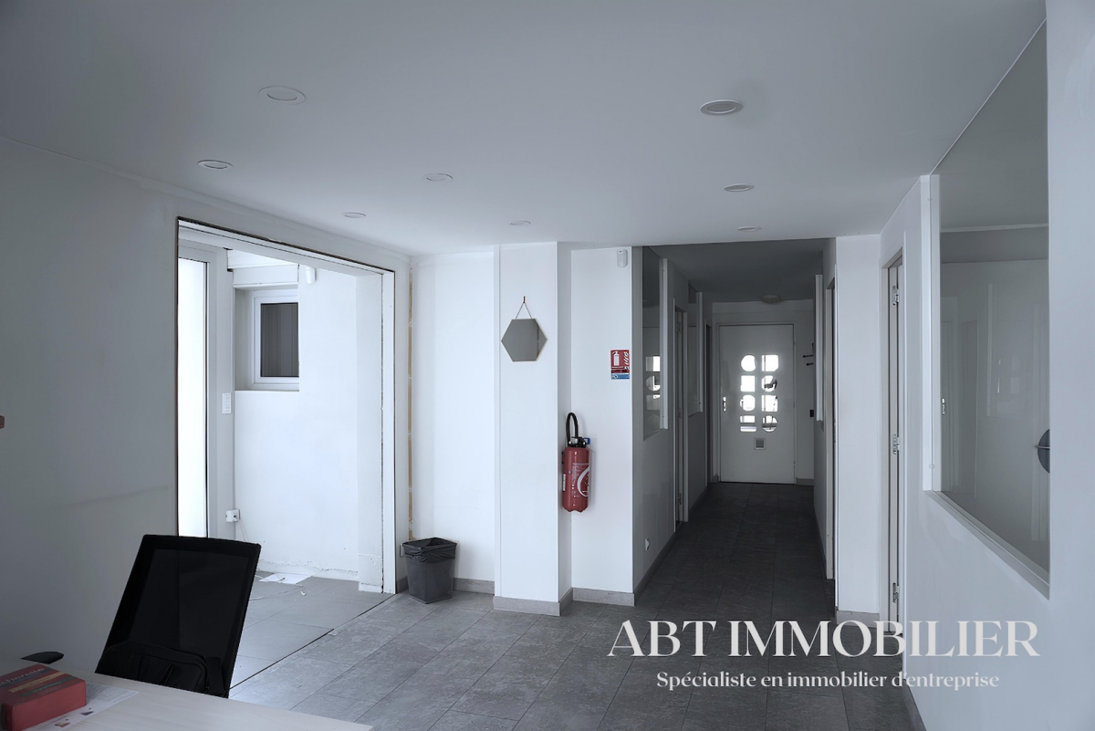 Photo 1 : Local commercial - Aix-en-Provence - 95m²