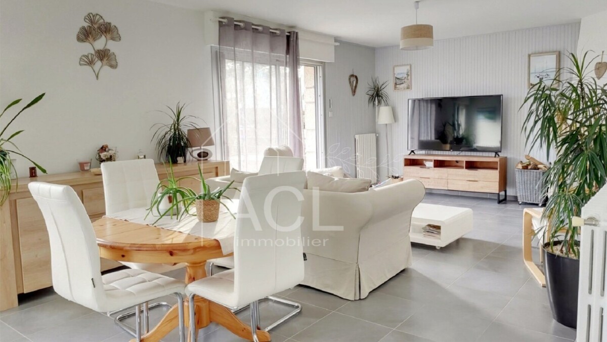 Photo 3 : Maisonde 5 chambres avec piscine près de la mer