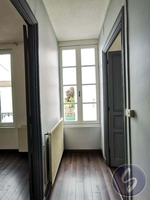 Photo 11 : Maison ancienne de caractère avec courette, sans vis-à-vis -