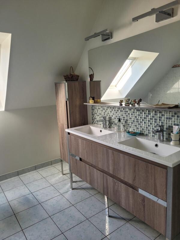 Photo 9 : MAISON 5 CHAMBRES 132 m²