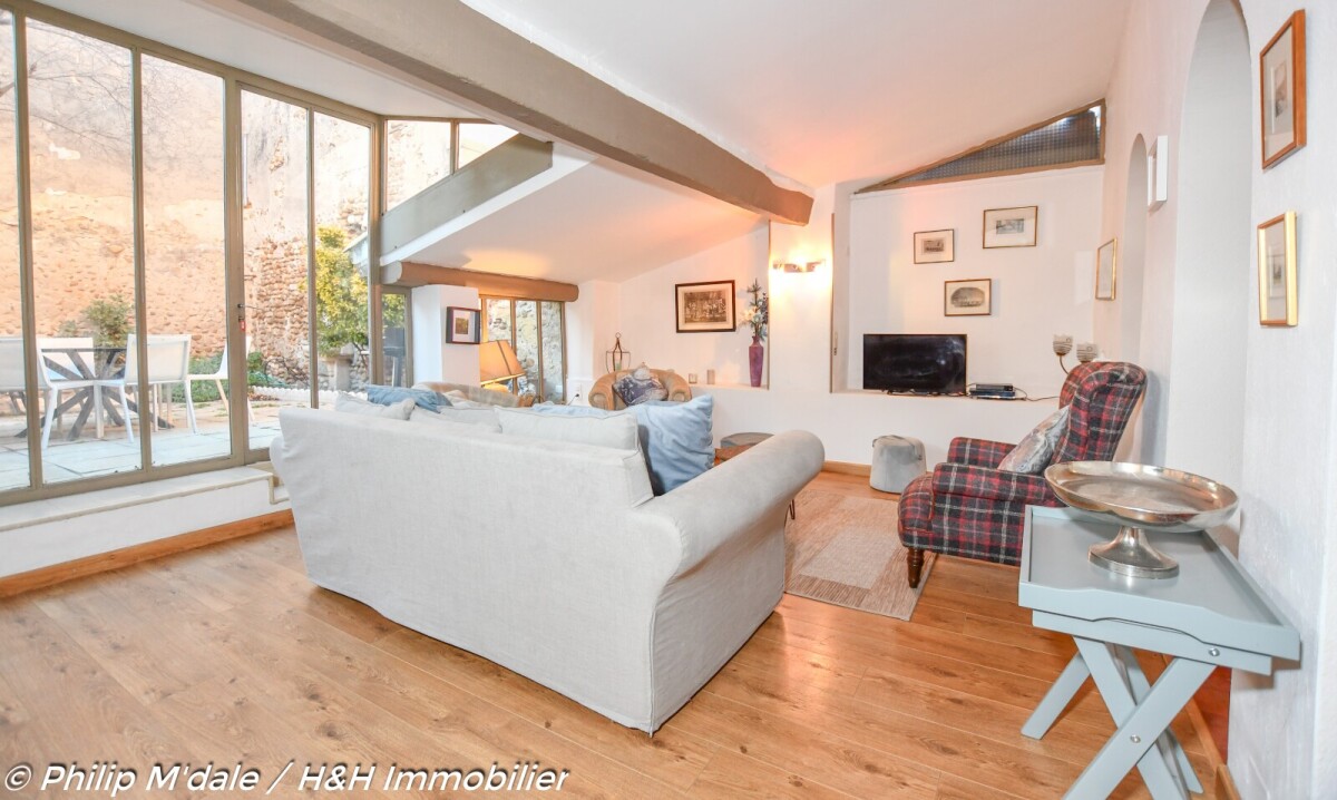Photo 2 : Maison - Morières-lès-Avignon - 190m²