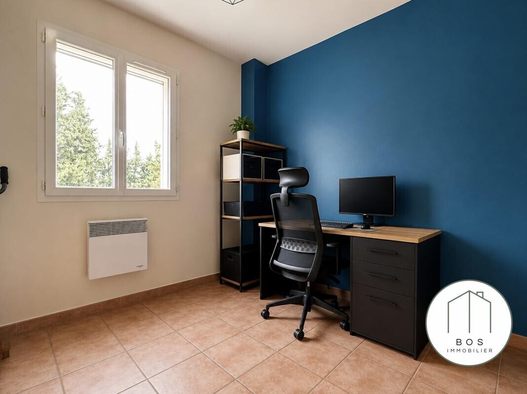 Photo 15 : Maison avec piscine et garage