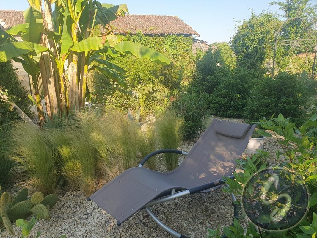 Photo 3 : LOCATIF INDEPENDANT à finir + MAISON 6 CHAMBRES dont 1 en rdc