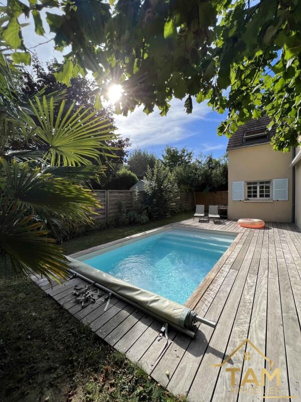 Photo 1 : Achat maison 9 pièces avec piscine Fontenay le Fleury