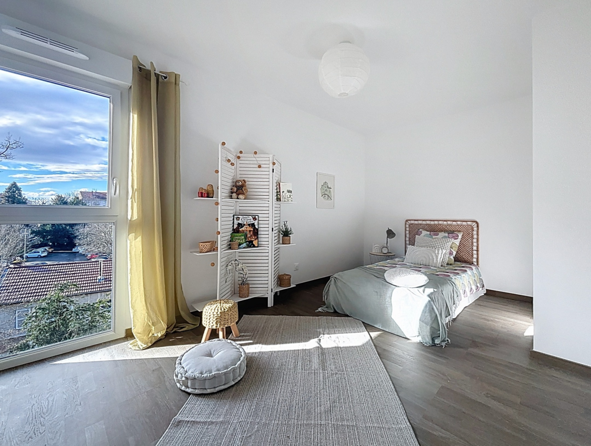 Photo 6 : Duplex / Maison sur le toit – 5P – 125 m² – Bourg-en-Bresse