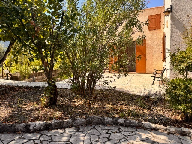 Photo 1 : Villa 3 pièces 90 m2 sur terrain de 3089 m2 - Blausasc