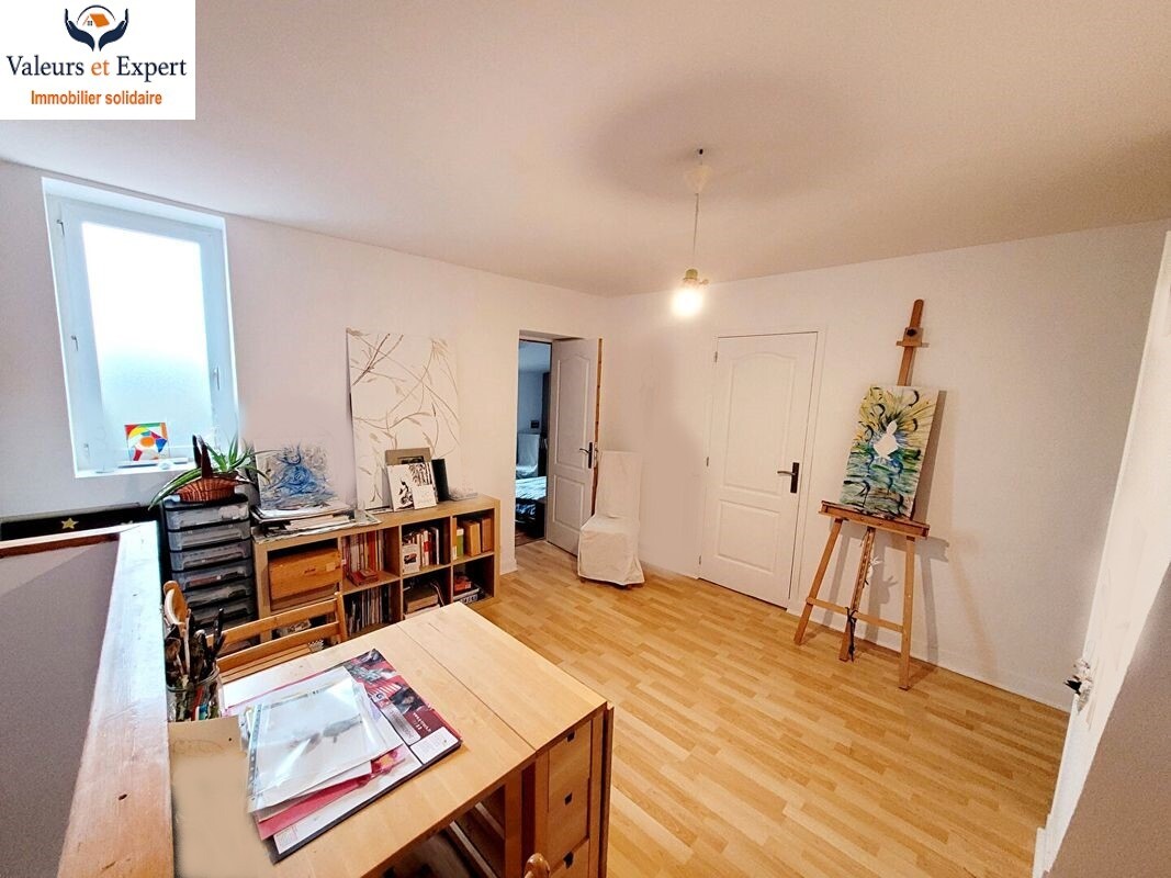 Photo 3 : EXCLUSIVITE! TB MAISON, 5 CHAMBRES+BUREAU, TERRASSE, GARAGE.