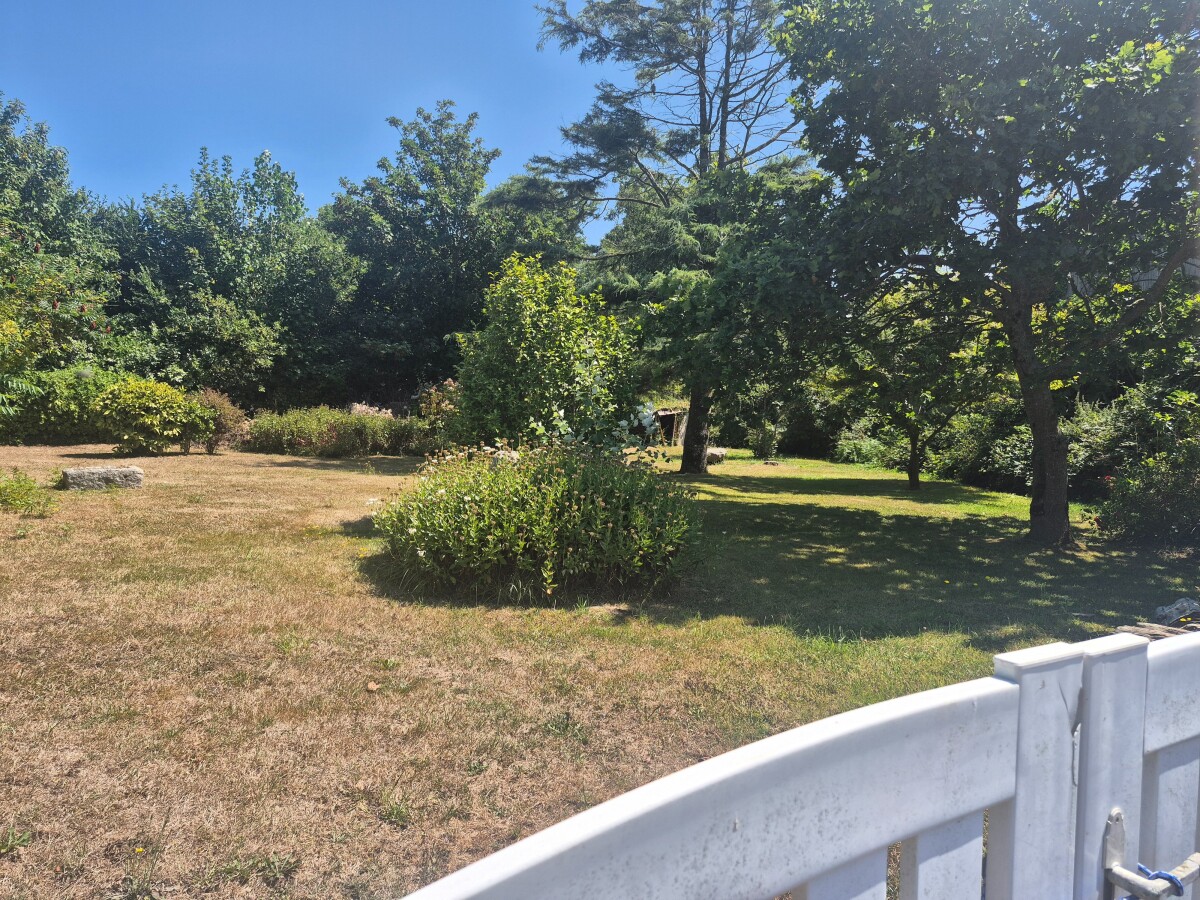 Photo 2 : Terrain - Saint-Pabu - 991m²