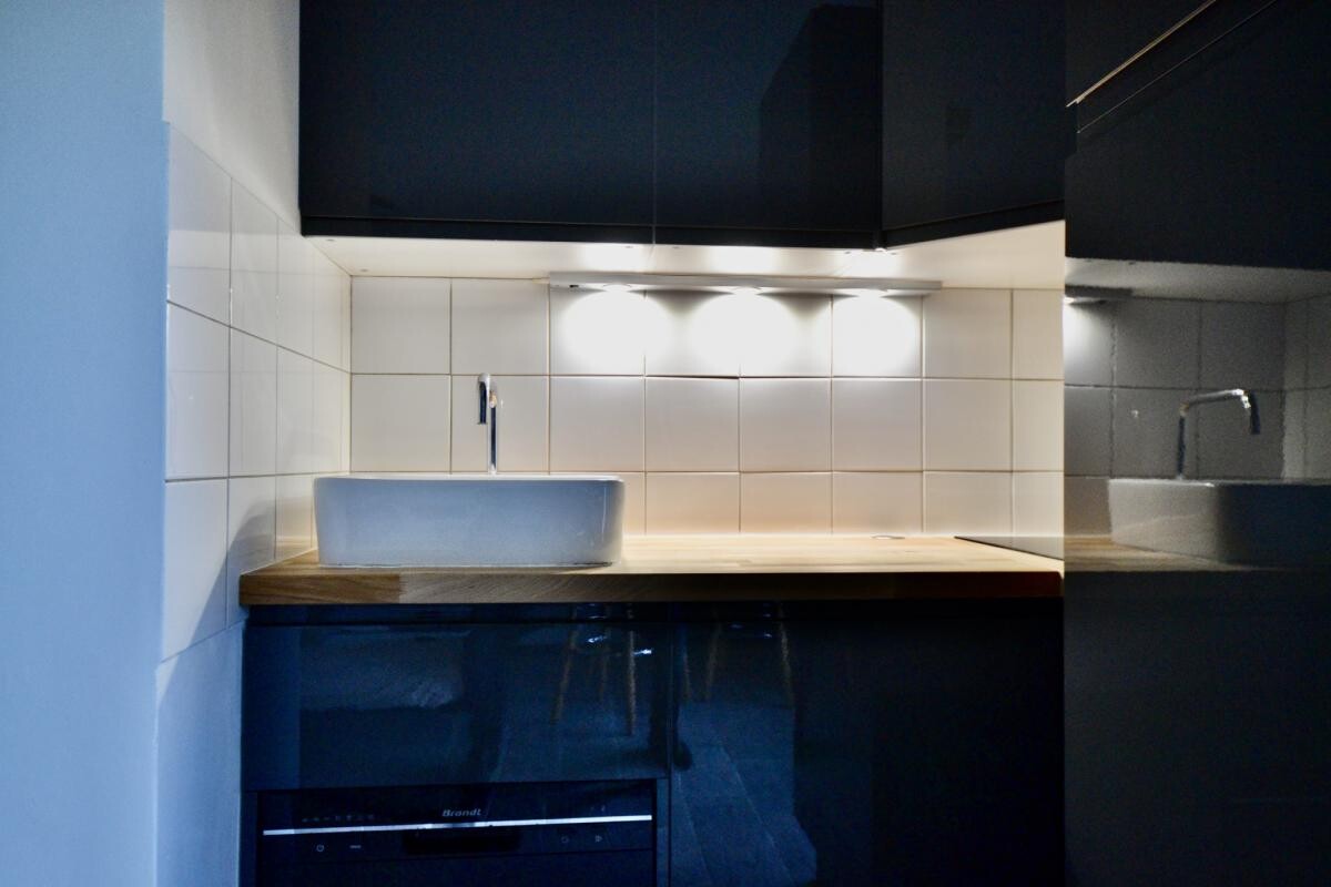 Photo 5 : STUDIO RÉNOVÉ