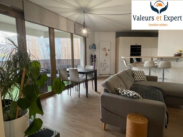 Photo 1 : Tb appartement de type 3 avec une loggia et garage privatif