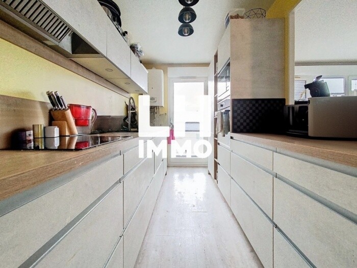 Photo 2 : Appartement T4 avec deux balcons et parking