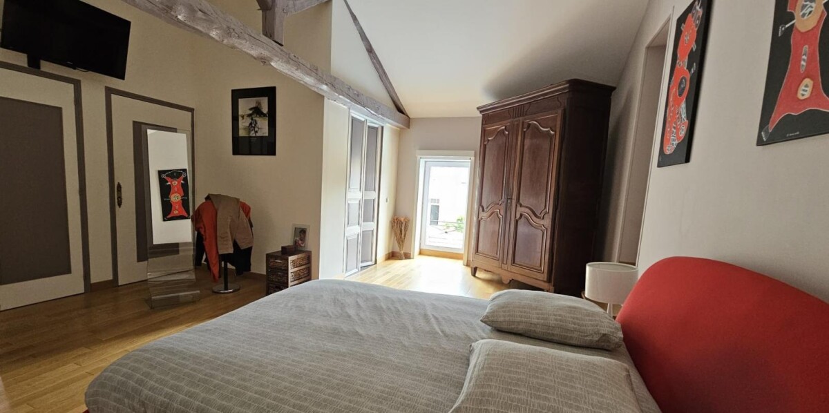 Photo 6 : Charmante maison de famille avec jardin et dépendances