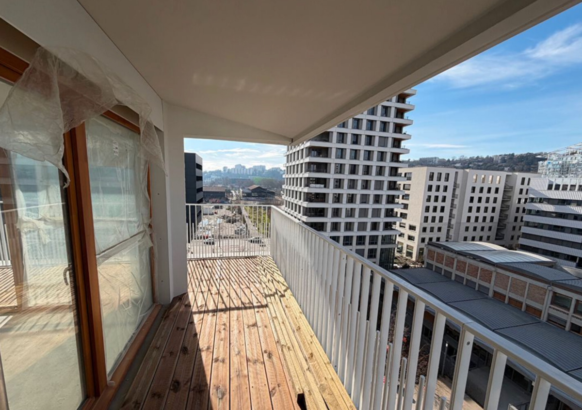 Photo 3 : T4 93 m² avec terrasse SUD 25 m² – Lyon Confluence
