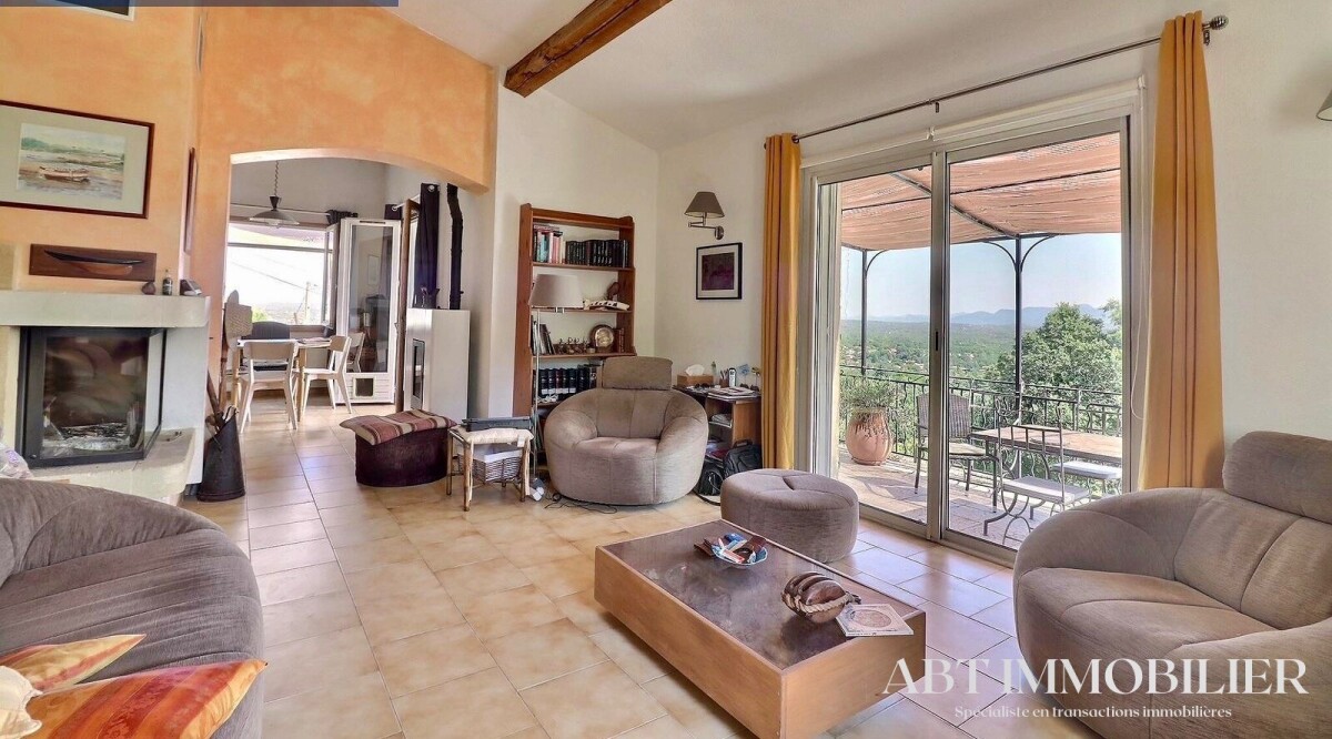 Photo 3 : Villa - Saint-Maximin-la-Sainte-Baume - 240m²
