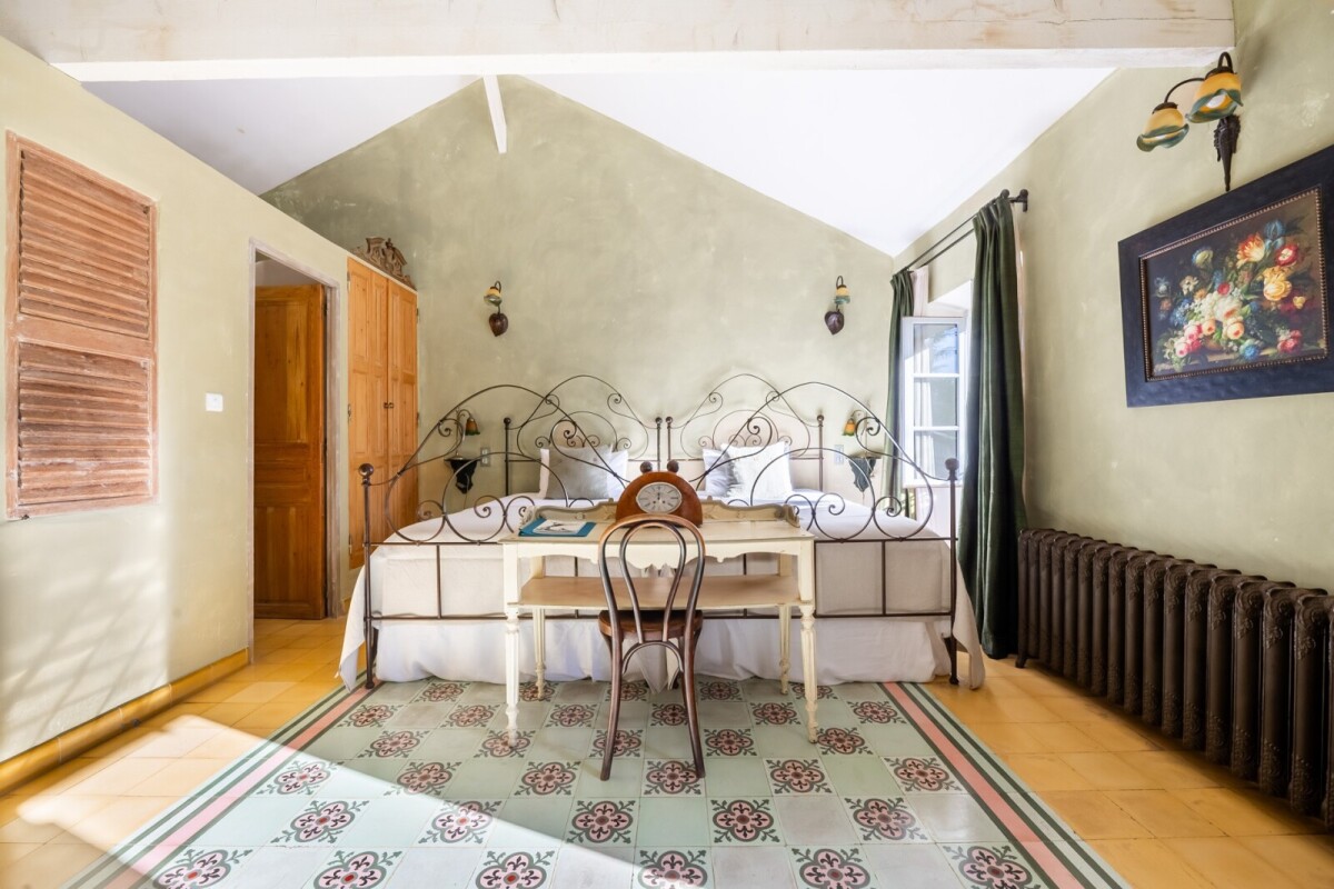 Photo 5 : Propriété - Orange - 710m²