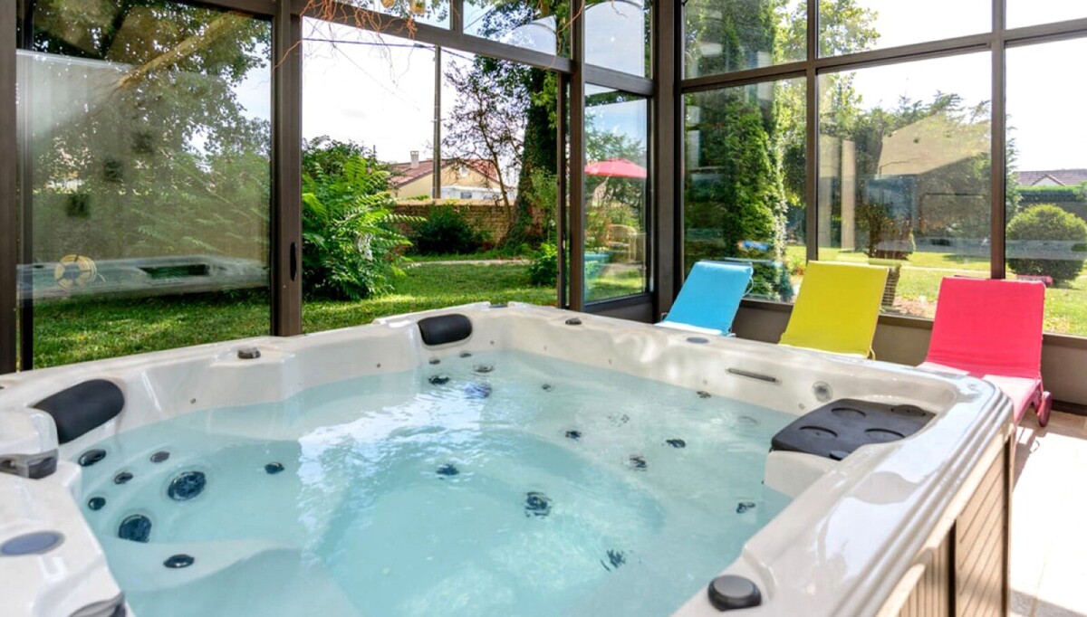 Photo 5 : Propriété - Saint-Marcel - 282m²