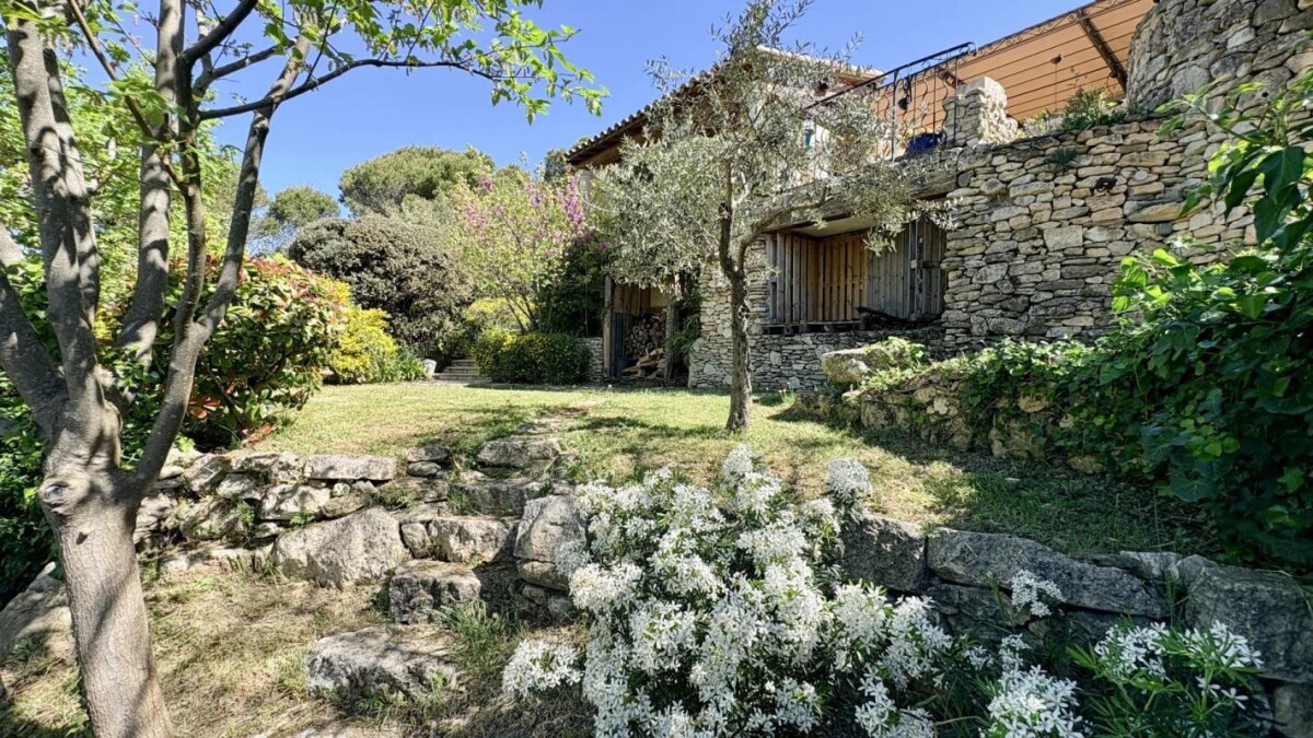 Photo 16 : Magnifique Villa de standing avec vue à Venasque