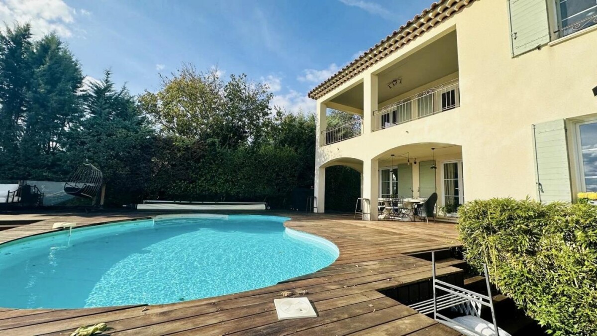 Photo 23 : Villa de standing avec vue à Rochefort du Gard