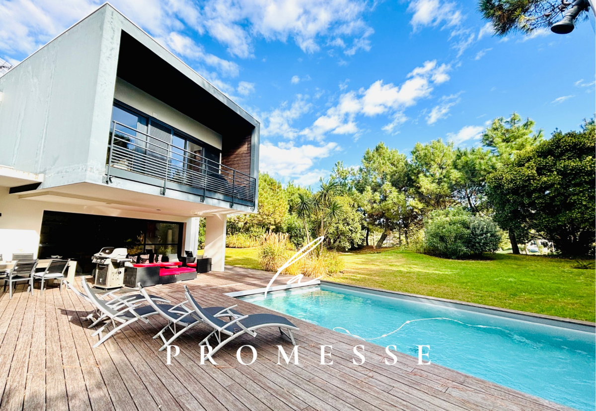 Photo 2 : CHIBERTA GOLF & OCÉAN – Villa contemporaine