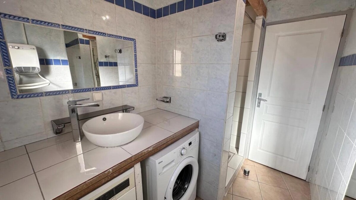 Photo 17 : Villa de plain pied avec appartement et dépendances à Vedène