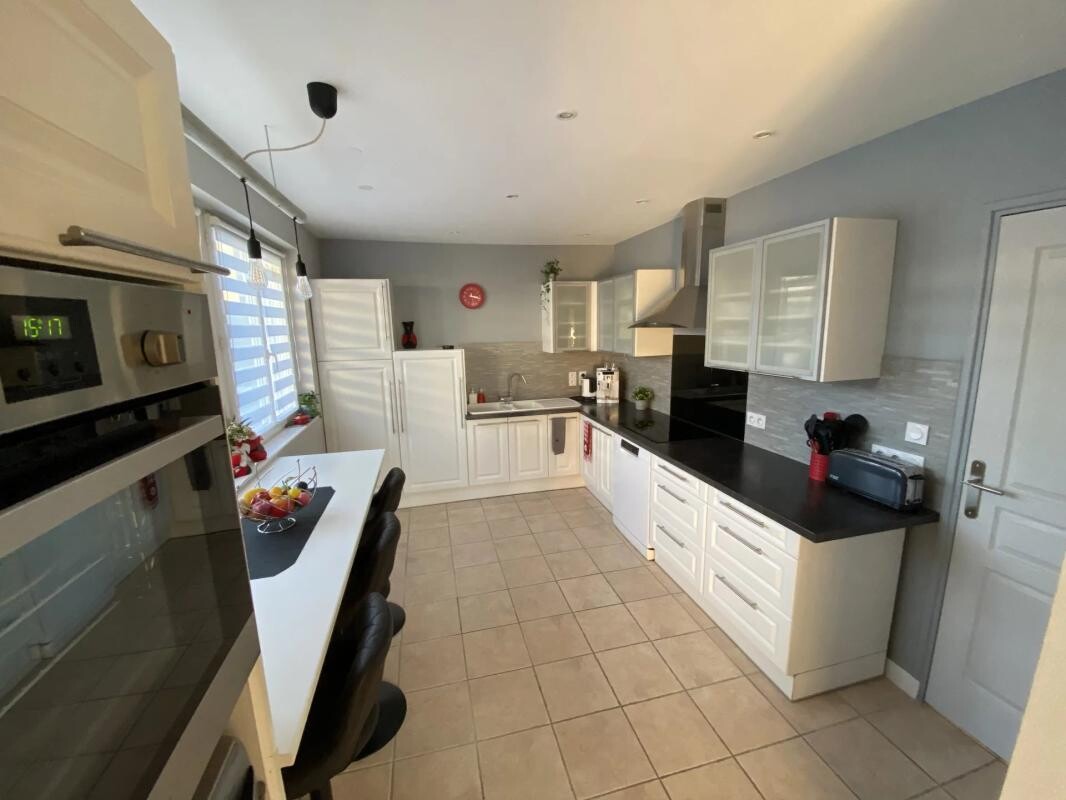 Photo 9 : Maison de charme avec locatifs 206 m² de plain-pied – St Nolff 10 minutes du centre de Vannes