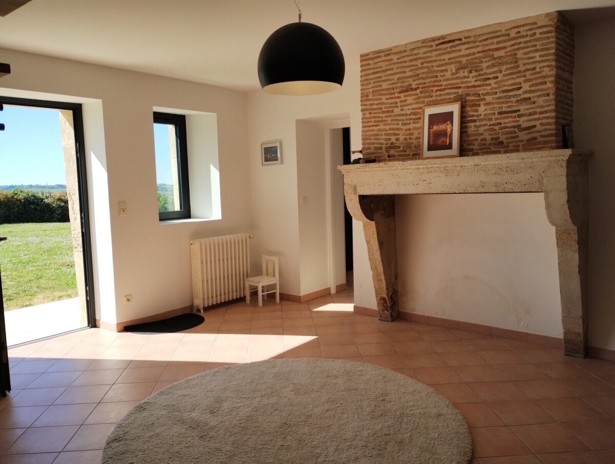 Photo 4 : Entre-deux-Mers, maison ancienne rénovée avec vue dominante