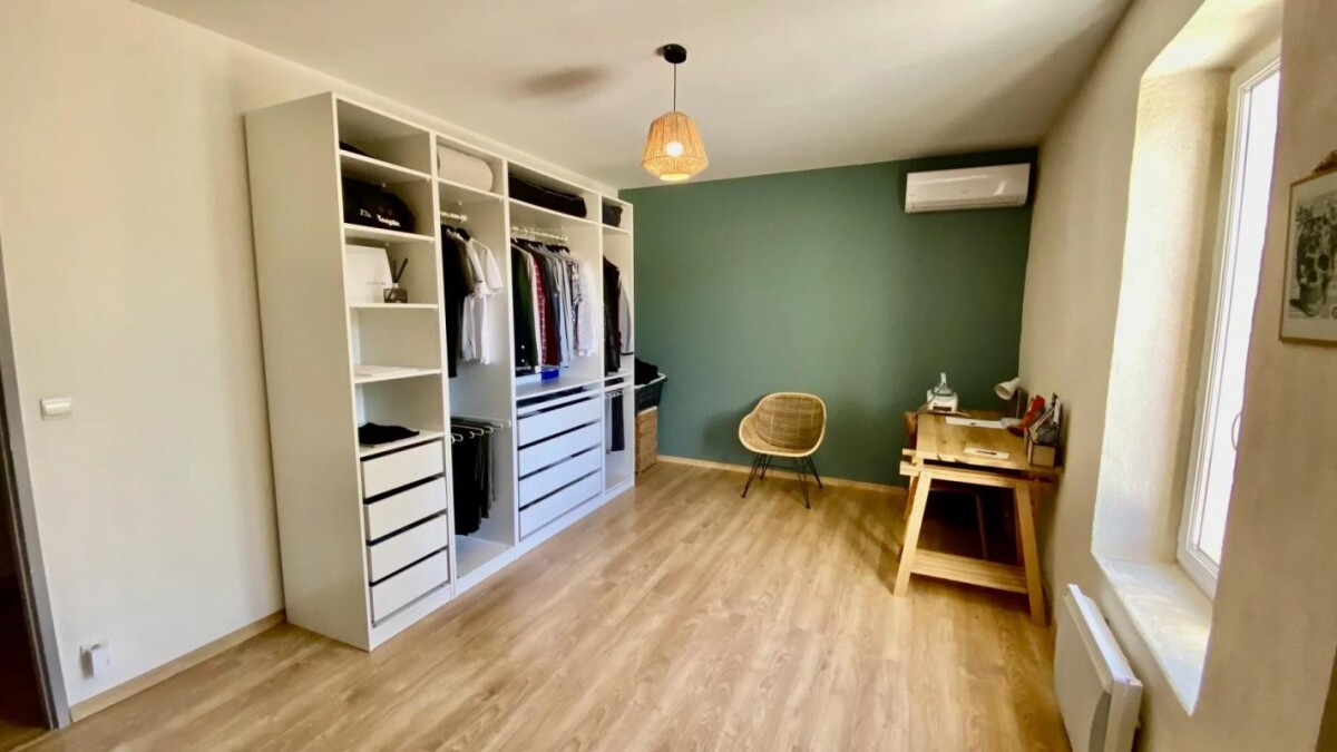 Photo 10 : Mas entièrement rénové aux portes des Alpilles