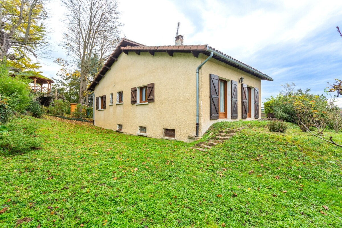 Photo 1 : Maison - Collonges-au-Mont-d'Or - 106.8m²