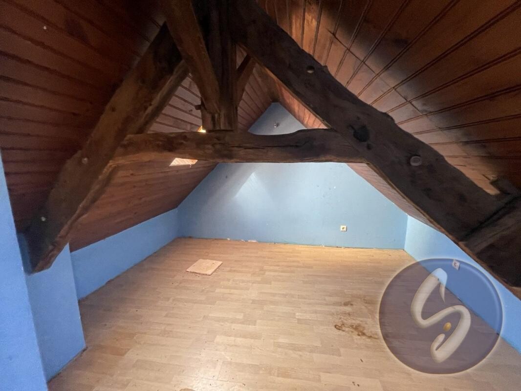 Photo 11 : MAISON À RÉNOVER