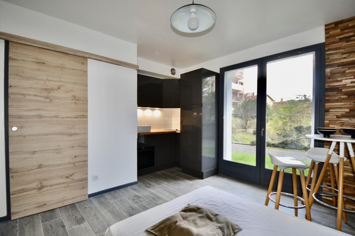 Photo 1 : STUDIO RÉNOVÉ
