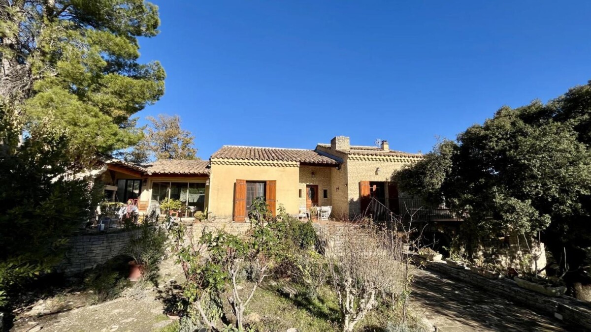 Photo 1 : Bastide de  charme sur les hauteurs de St Antoine à l'Isle sur la Sorgue