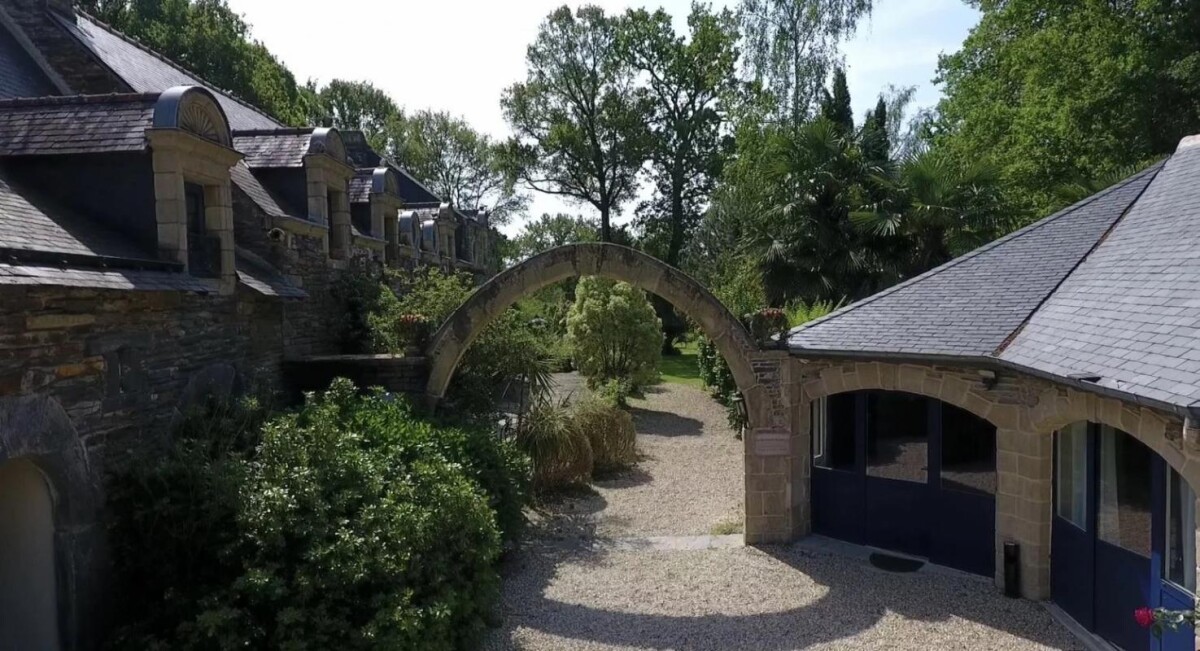 Photo 1 : Manoir du 18ème Siècle près de Ploërmel - 15 Chambres
