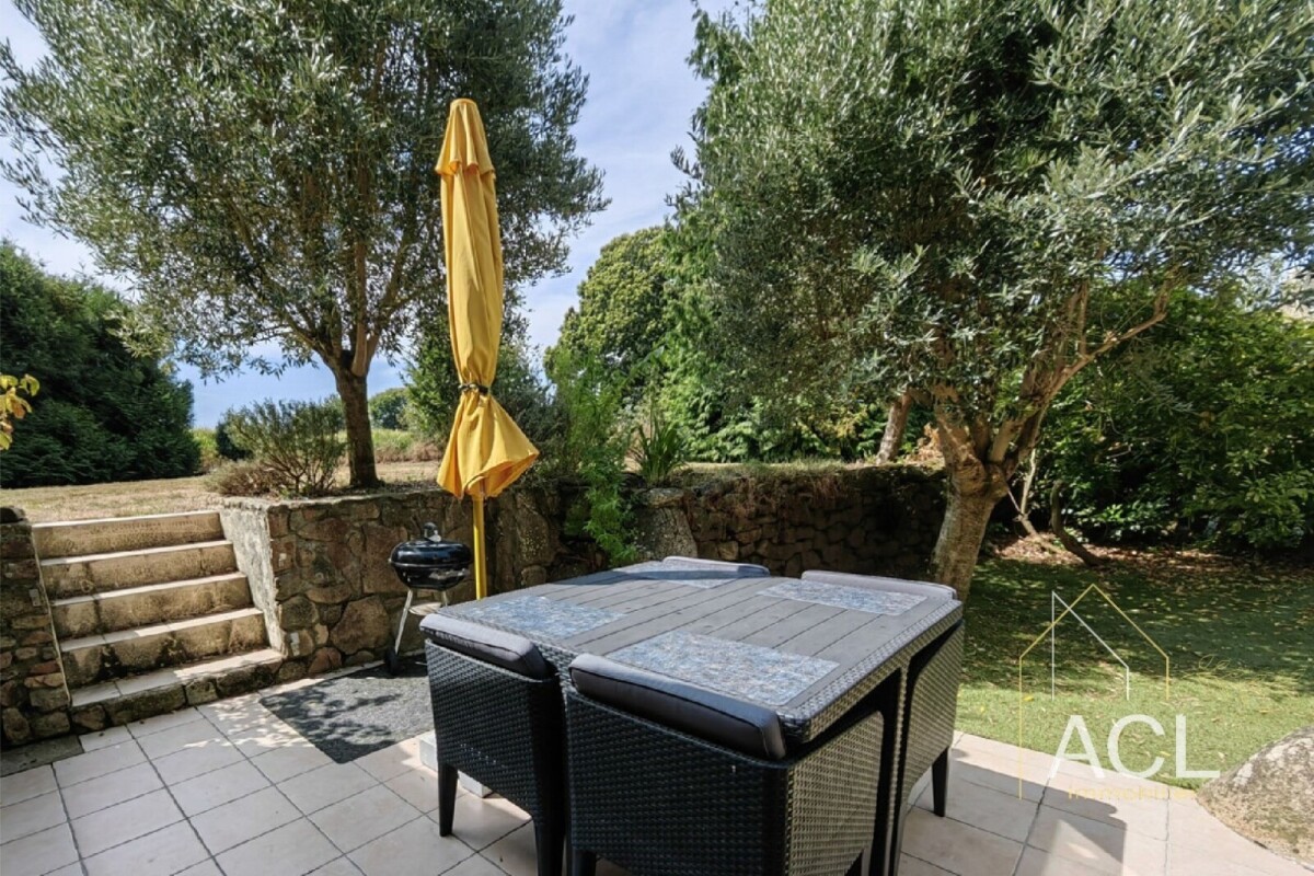 Photo 6 : Ensemble de 5 maisons avec piscine sur 9 000 m² arborés