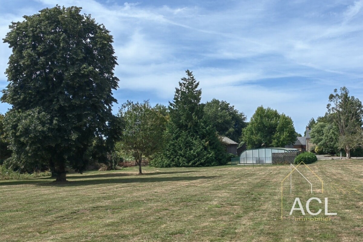 Photo 12 : Ensemble de 5 maisons avec piscine sur 9 000 m² arborés